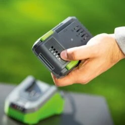 LUX 20 V Li-Ion Akku 1 PowerSystem 2 Ah 13 LUX 20 V Li-Ion Akku 1 PowerSystem 2 Ah -Startseite Umfassend 4007871960514 A 03